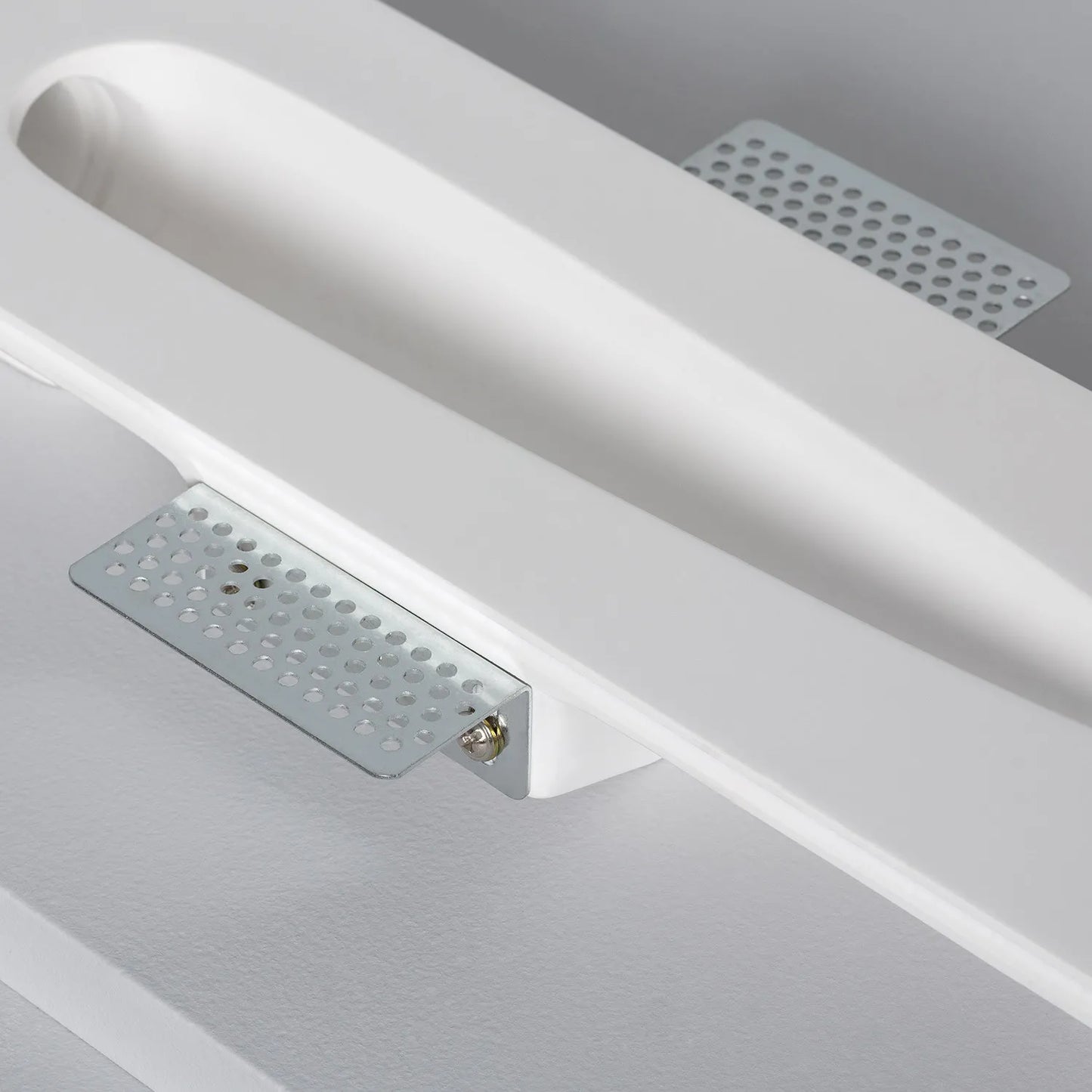 APLIQUE PARED PARA INTEGRACIÓN EN ESCAYOLA/PLADUR CON LED INTEGRADO 2W 2700K 45x320x100mm