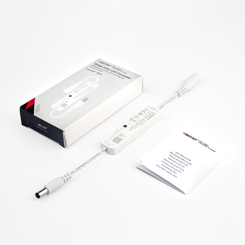 MINI CONTROLADOR LED MLR1 MONO COLOR 144W Max 6A RF (2.4GHz) DC12V-24V IP20 CON CONECTOORES DC HEMBRA Y MACHO