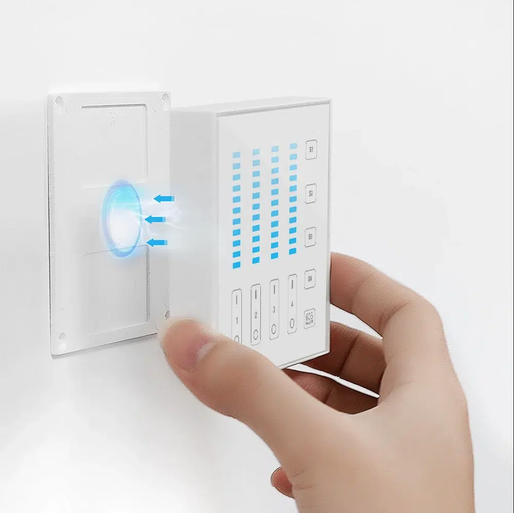 CONTROL REMOTO PORTATIL B5 4 ZONAS RF 2.4GHz WIRELESS CON SOPORTE A PARED MAGNÉTICO