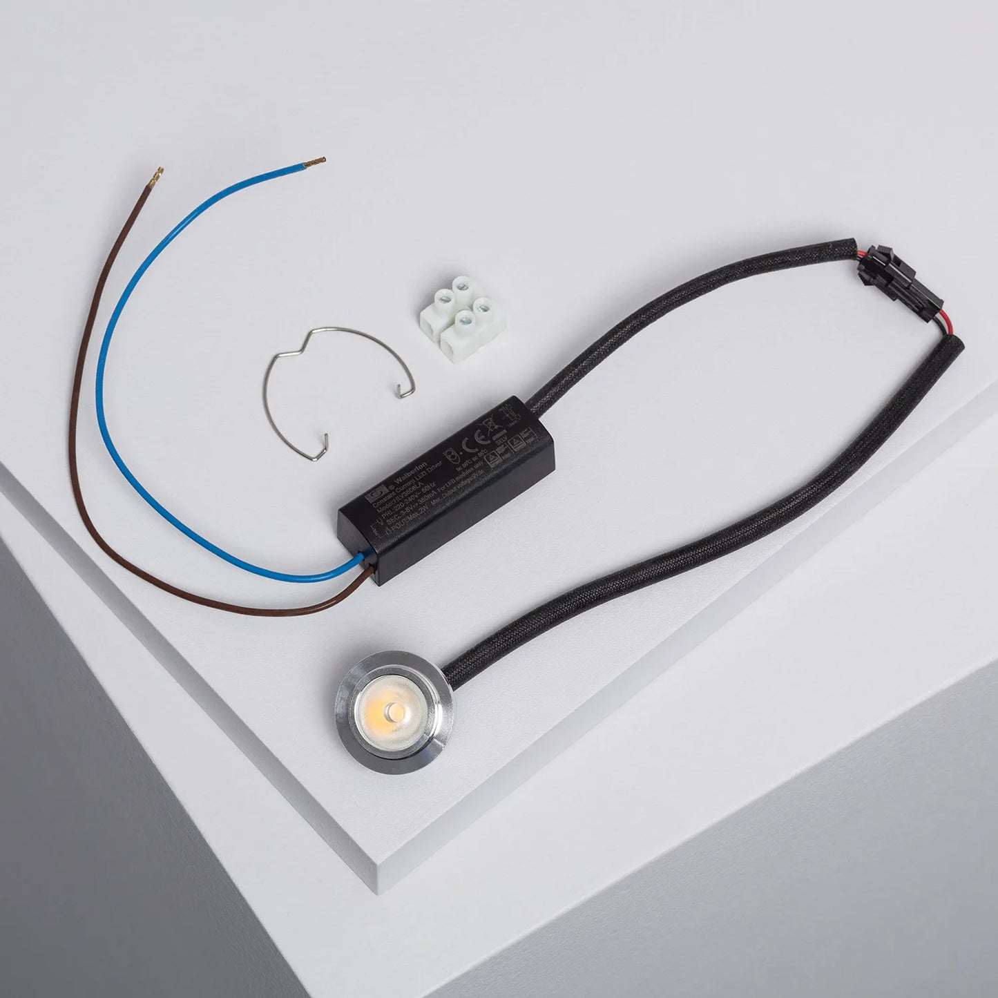 APLIQUE PARED PARA INTEGRACIÓN EN ESCAYOLA/PLADUR CON LED INTEGRADO 2W 2700K 55x180x120mm