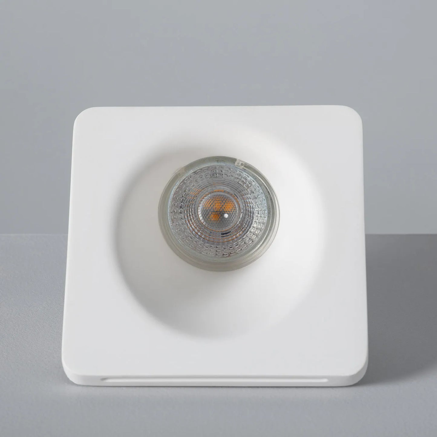DOWNLIGHT PARA INTEGRACIÓN ESCAYOLA/PLADUR PARA BOMBILLAS LED GU10