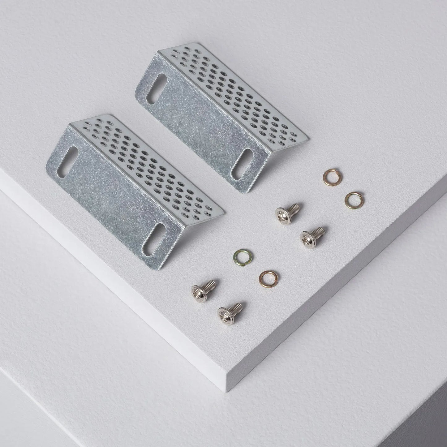 DOWNLIGHT PARA INTEGRACIÓN ESCAYOLA/PLADUR PARA BOMBILLAS LED GU10