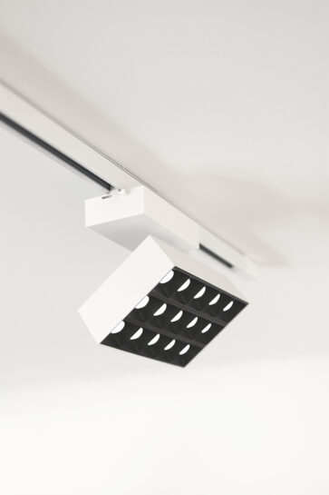 FOCO LED SONO 60W 30º TUYA 2.600K-4.000K PARA CARRIL TÉCNICO TRIFÁSICO